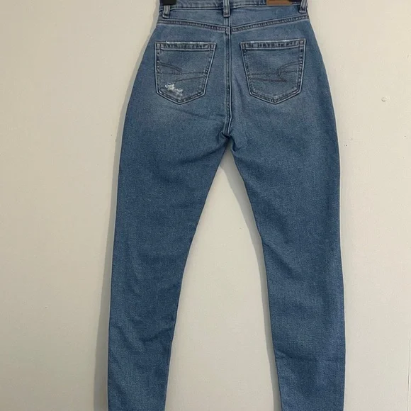 American Eagle Outfitters Light Blue Denim Jeans - Picture 10 of 10
